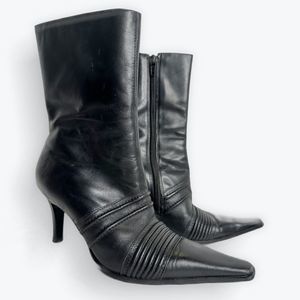 Vintage Y2K Hillard and Hanson Black Leather Boots Size 6.5 - Square Toe